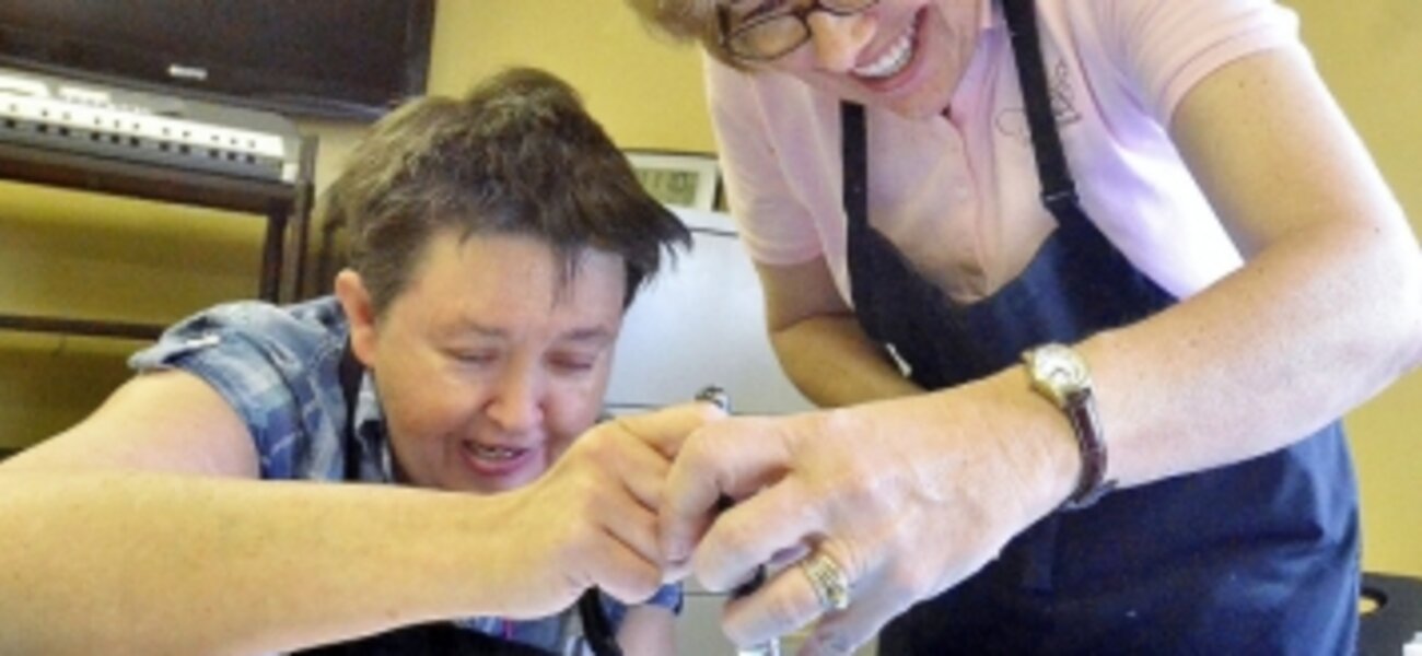 York woman uses art to help people with brain disorders