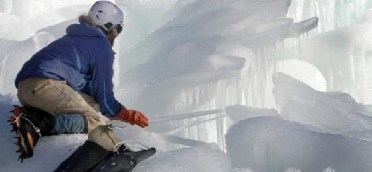 Pretty! Ice castles become art, tourist attractions