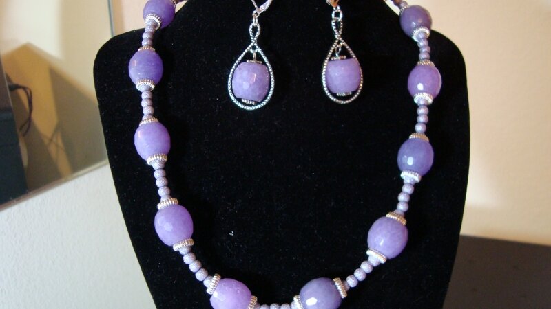 Lavendar Jade and Silver Jewelry Set