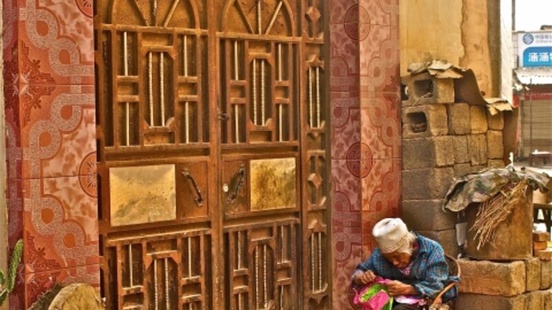 The Gate Keeper, Kunming China