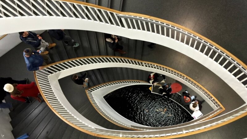 Waiting to see Bowie