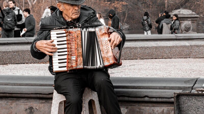 Man playing accordion in Central Park 