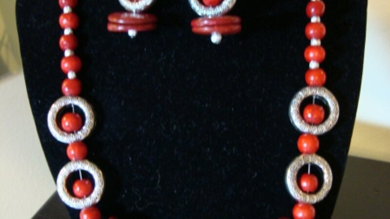 Red Tauga Bead Jewelry Set