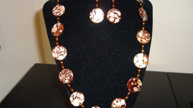 Speckle Shell Jewelry Set