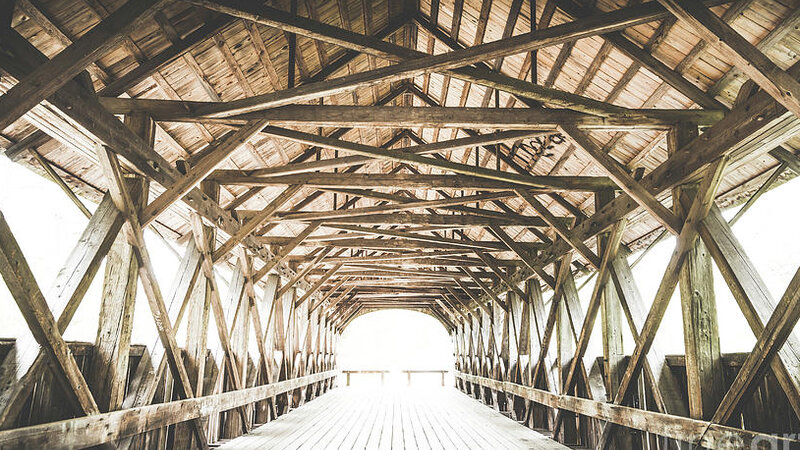 Artist’s Bridge