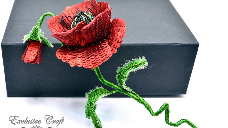 Brooch "Poppy"