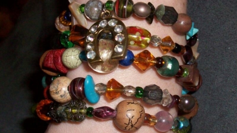 Wrap bracelet with horseshoe charm