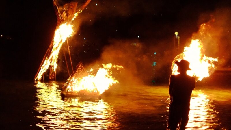 Full moon party