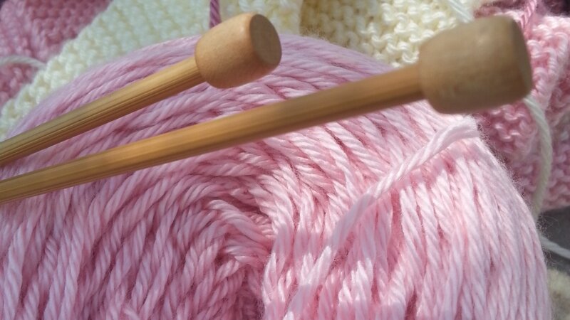 Knitting in Pink
