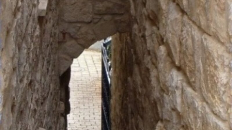 סםטת הםש'ח Messiah’s Alley