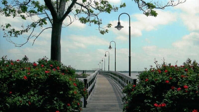 de. river - -battery park