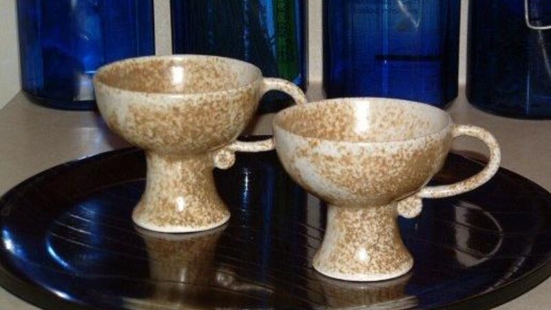 speckled pedestal teacups