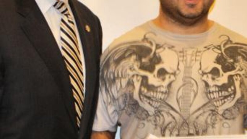 10th Annual Exhibit Mayor Nutter with 2009 Best of Show Winner