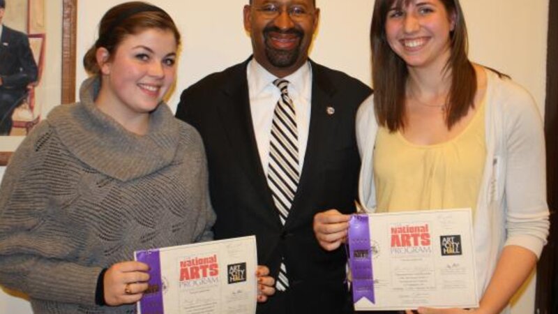 10th Annual Exhibit Mayor Nutter with Teen Honorable Mention Winners