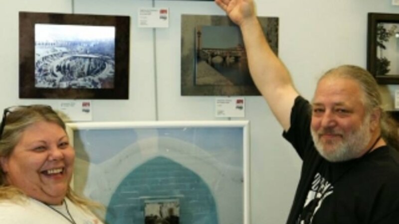 4th Annual Exhibit Eagle On Tombstone