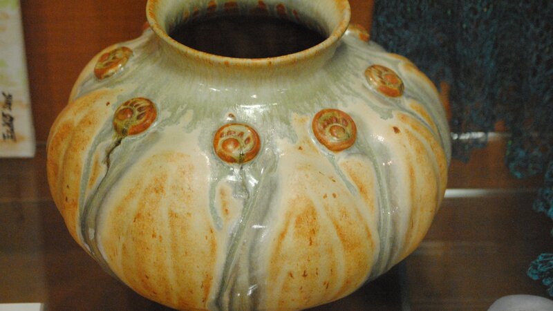 11th Annual Exhibit Bear Claw Vase