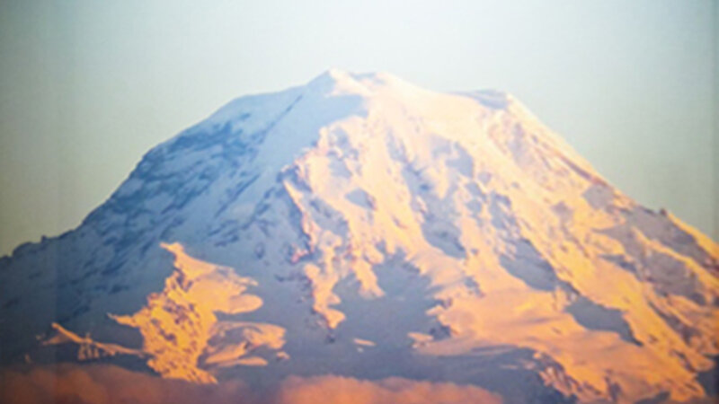 9th Annual Exhibit The Big Guy Up Close