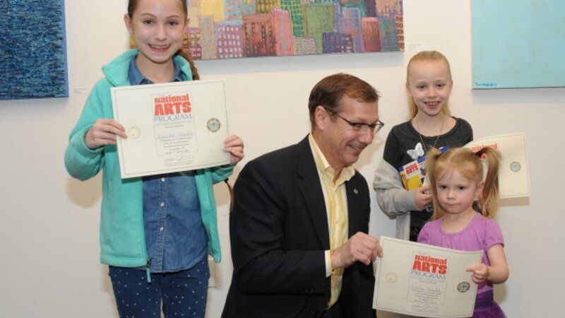 7th Annual Exhibit Stepecheck sisters receiving their certificates of participation from LexArts CEO Jim Clark