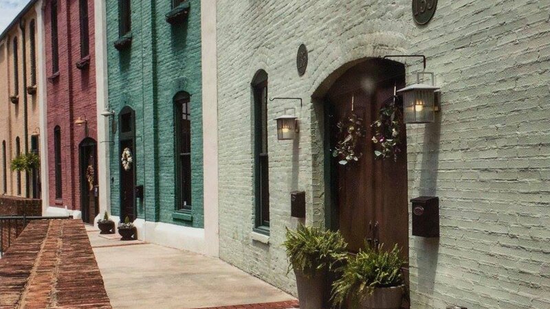 1st Annual Exhibit Live in Color