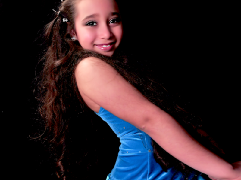 "dancer"