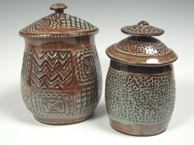 LIDDED JARS