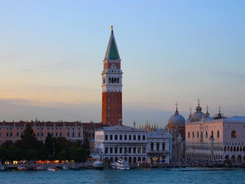 Leaving Venezia