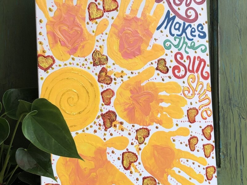 Love Makes The Sun Shine 