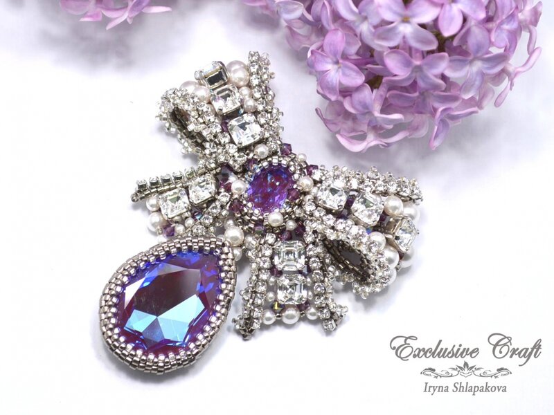 Brooch "Bow"