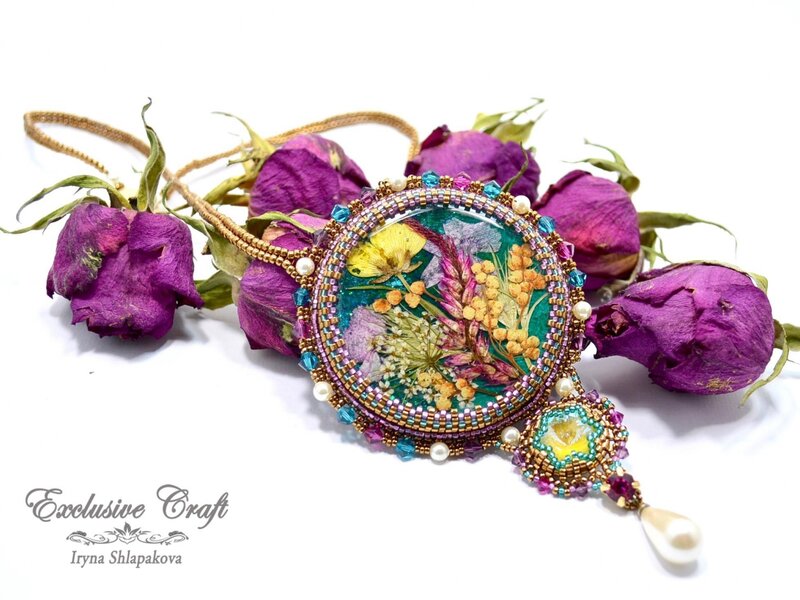 Pendant "Floral Waltz"