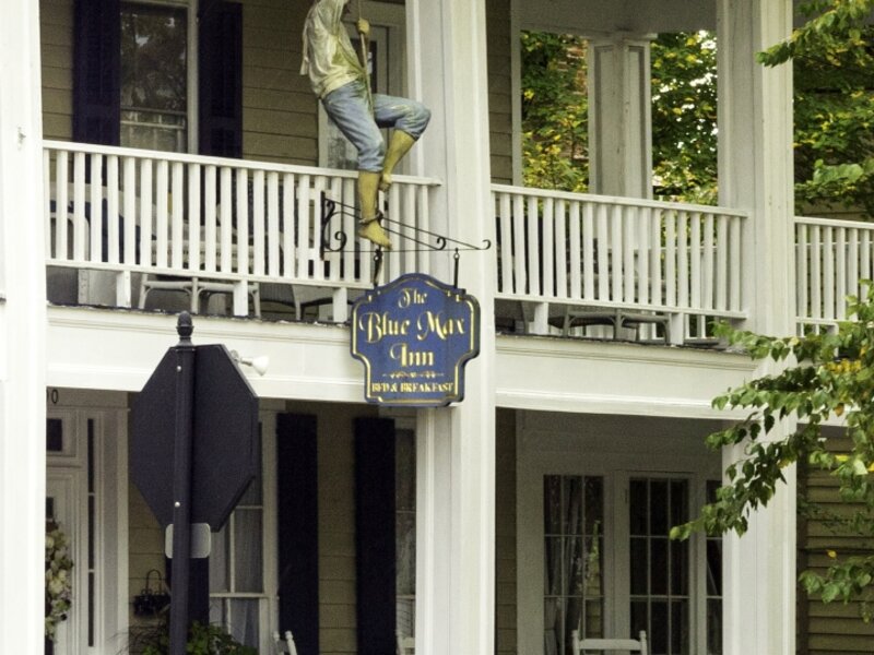 Blue Max Inn Chesapeake City 