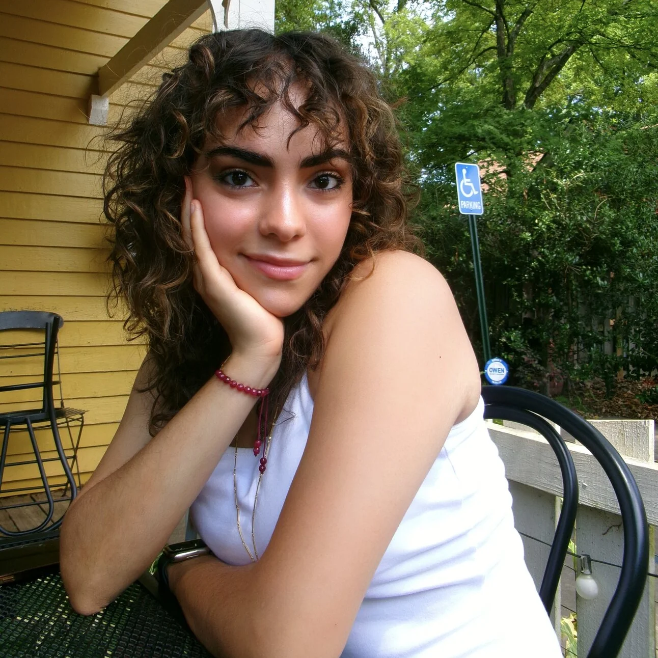 Mitra H profile picture