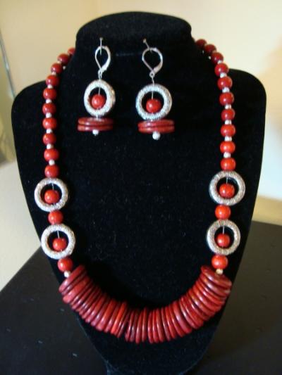 Red Tauga Bead Jewelry Set