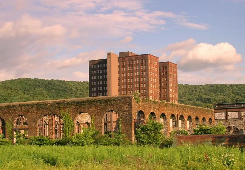 Foundry & Headquarters