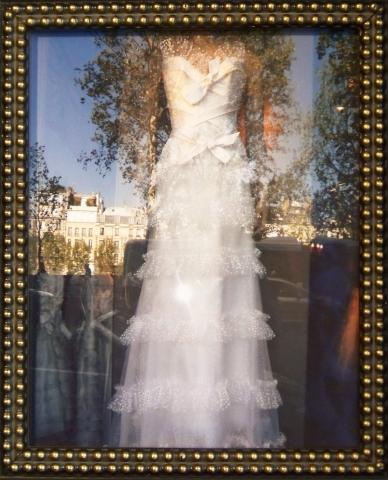 20th Annual Exhibit Window Shopping in Paris