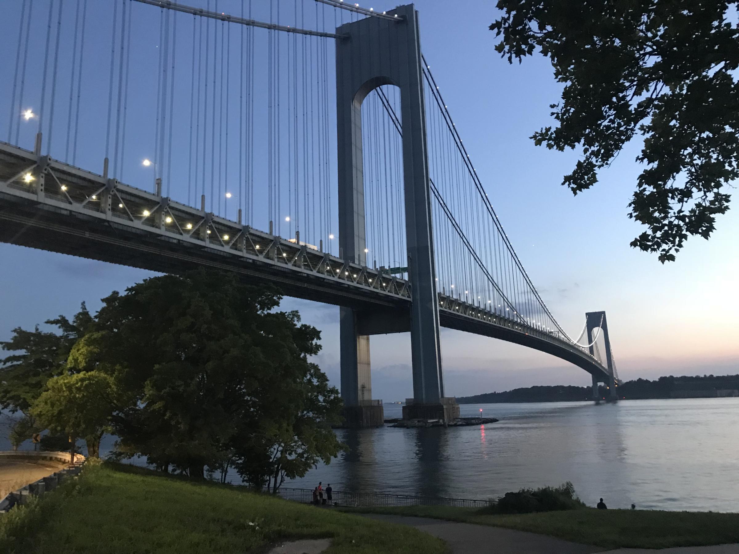 Verrazano Bridge. 