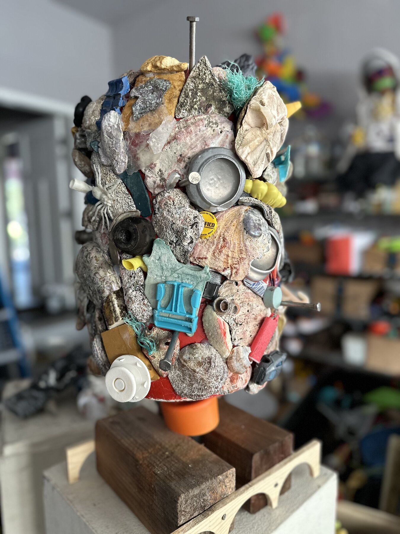 Buoy with attached debris