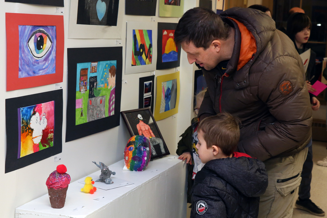 21st Annual Exhibit Exhibit Viewing