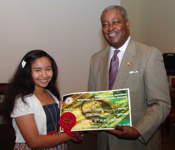 7th Annual Exhibit Las Pears