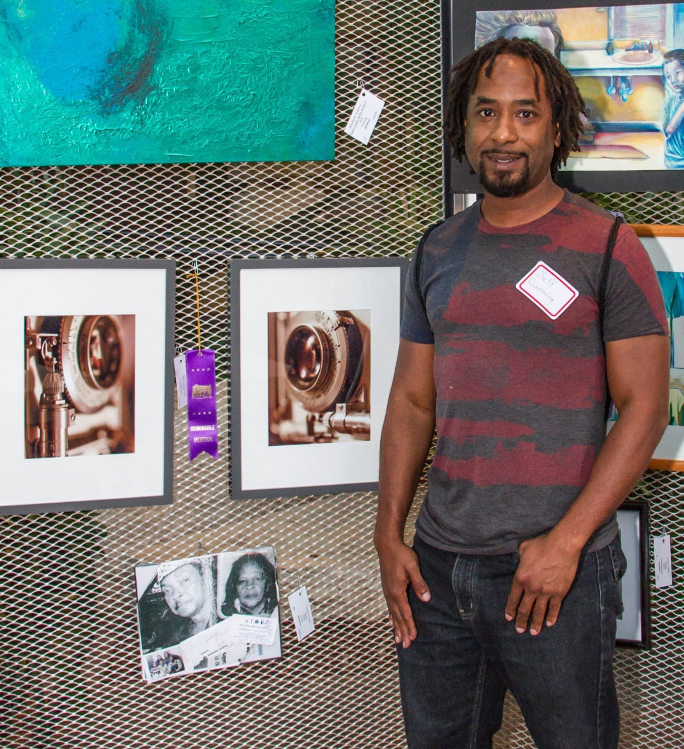 20th Annual Exhibit Manual Mode